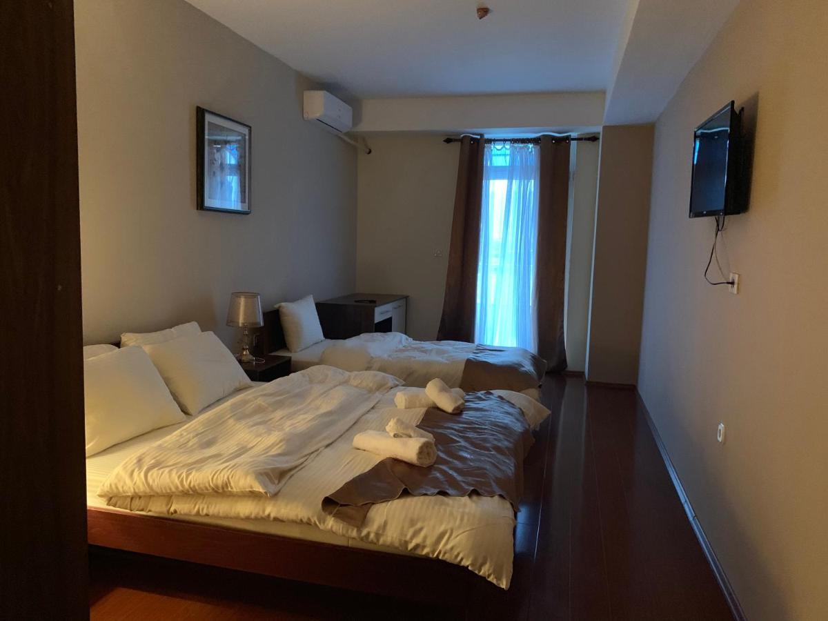 Hotel Prestige Струга Экстерьер фото